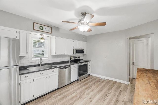 1123 Pike Street, St Charles, MO 63301
