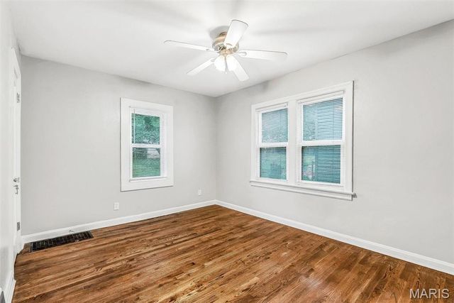 1123 Pike Street, St Charles, MO 63301