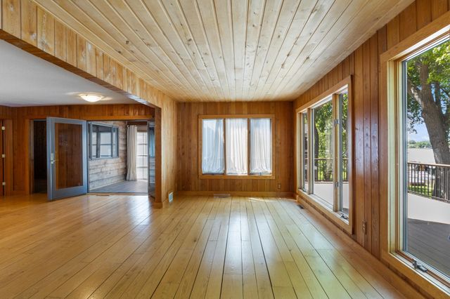 4580 W Arm Road, Spring Park, MN 55384