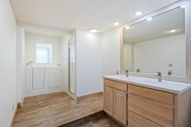 4580 W Arm Road, Spring Park, MN 55384