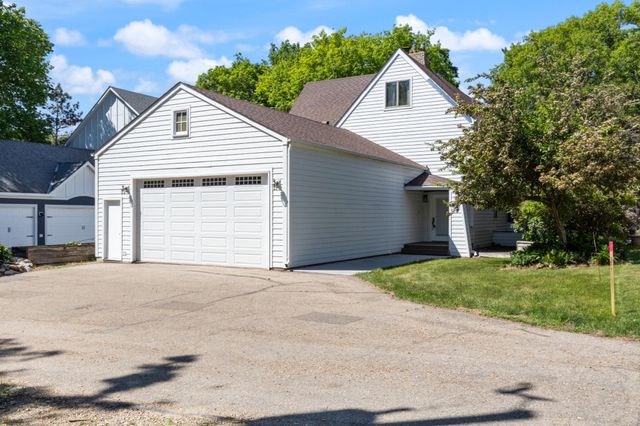 4580 W Arm Road, Spring Park, MN 55384