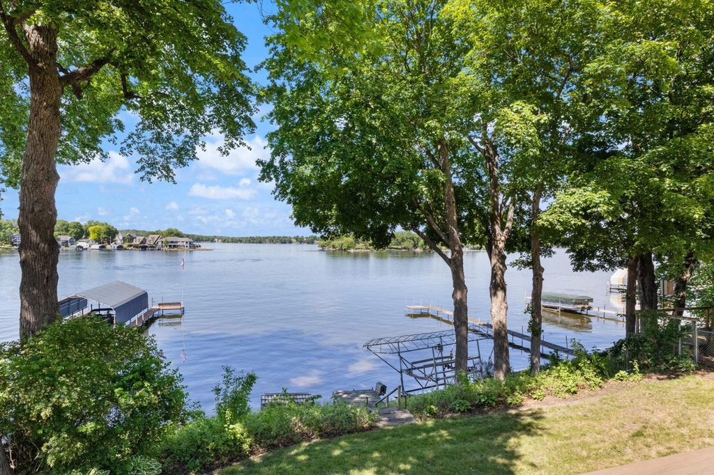4580 W Arm Road, Spring Park, MN 55384