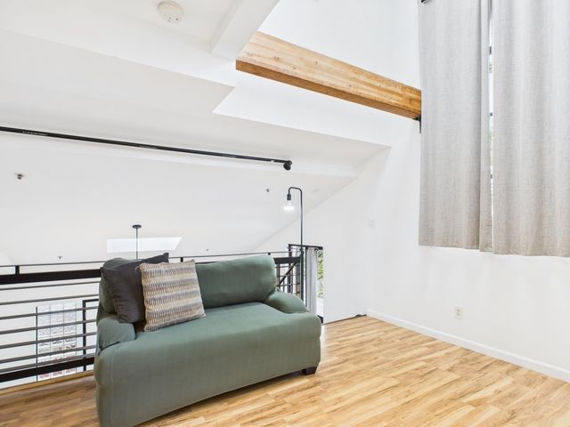 3116 Adeline St, Oakland, CA 94608