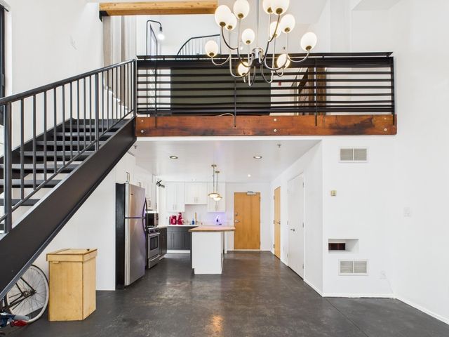 3116 Adeline St, Oakland, CA 94608