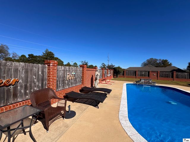 1396 FRENCHMANS BEND ROAD, Monroe, LA 71203