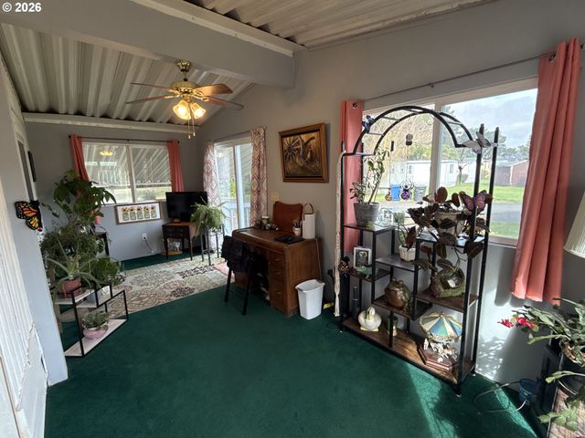 955 Ne MILL St A7, Waldport, OR 97394