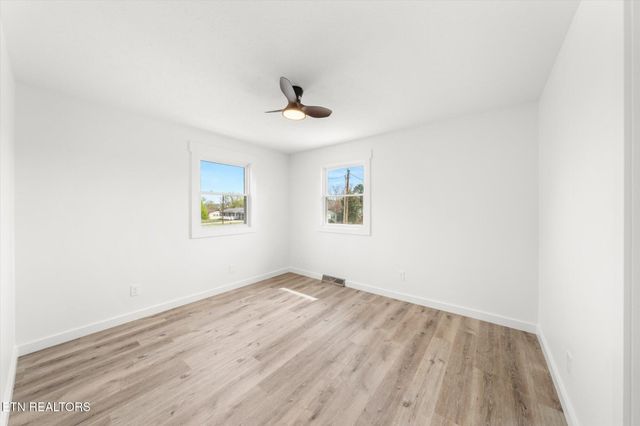 2703 Birdwell Drive, Maryville, TN 37804