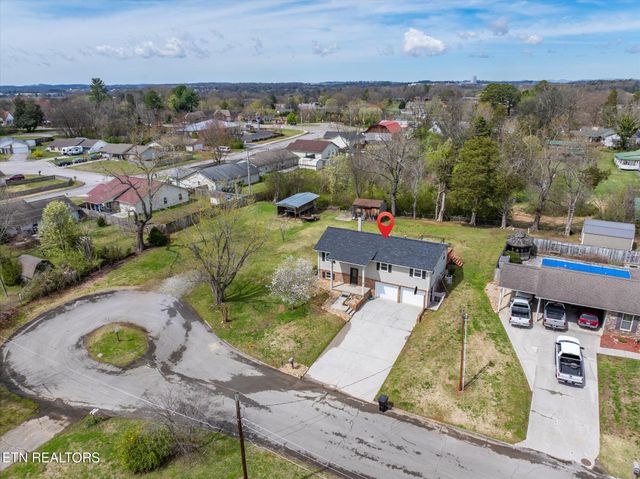 2703 Birdwell Drive, Maryville, TN 37804