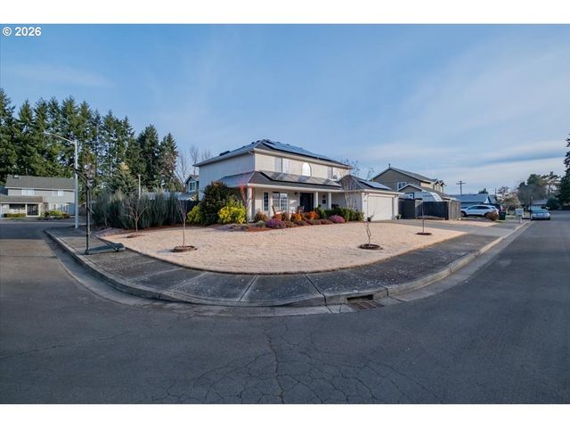 229 HAZELBROOK Dr, Keizer, OR 97303