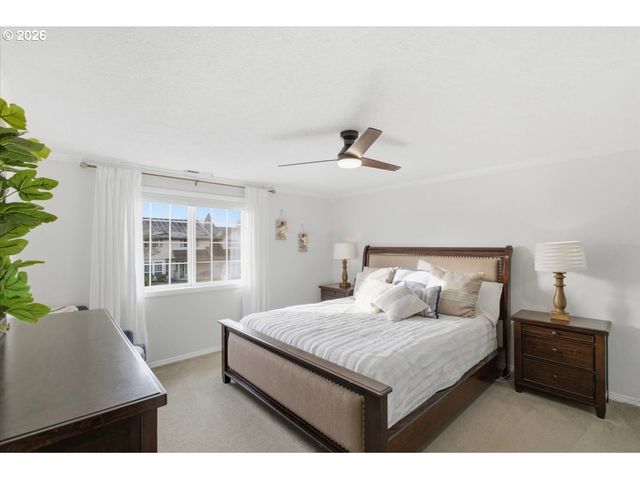 229 HAZELBROOK Dr, Keizer, OR 97303