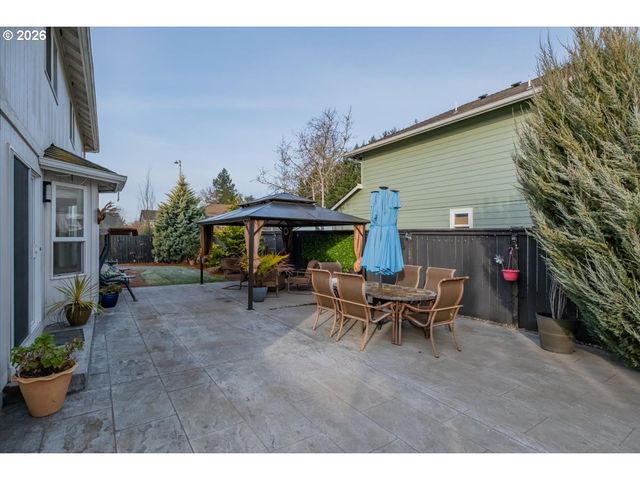 229 HAZELBROOK Dr, Keizer, OR 97303