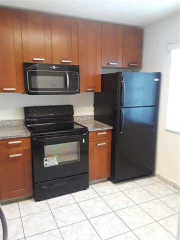 8700 N Sherman Cir. 407, Miramar, FL 33025