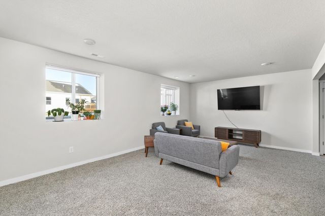 10311 Southerwick Place, Johnston, IA 50131