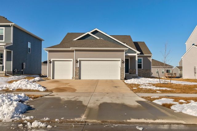 10311 Southerwick Place, Johnston, IA 50131