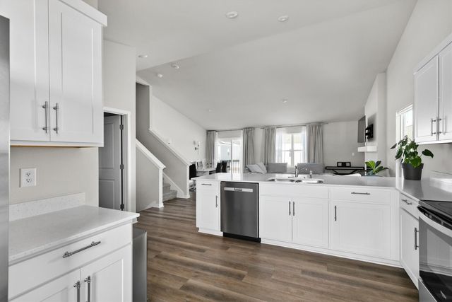 10311 Southerwick Place, Johnston, IA 50131