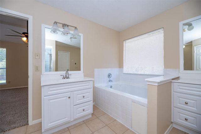 1423 Indian Autumn Tr, Houston, TX 77062