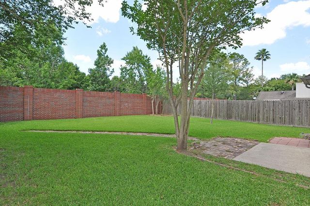 1423 Indian Autumn Tr, Houston, TX 77062