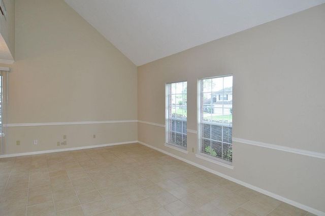 1423 Indian Autumn Tr, Houston, TX 77062