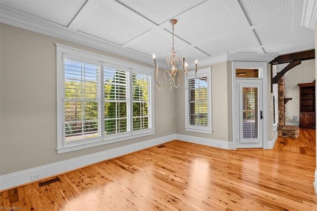 8863 Cravenwood Drive, Oak Ridge, NC 27310