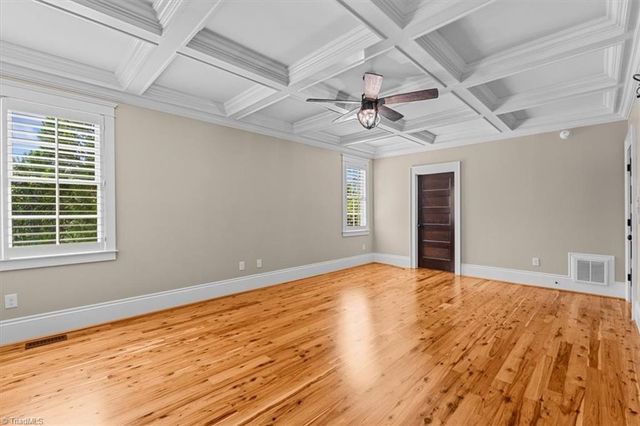 8863 Cravenwood Drive, Oak Ridge, NC 27310