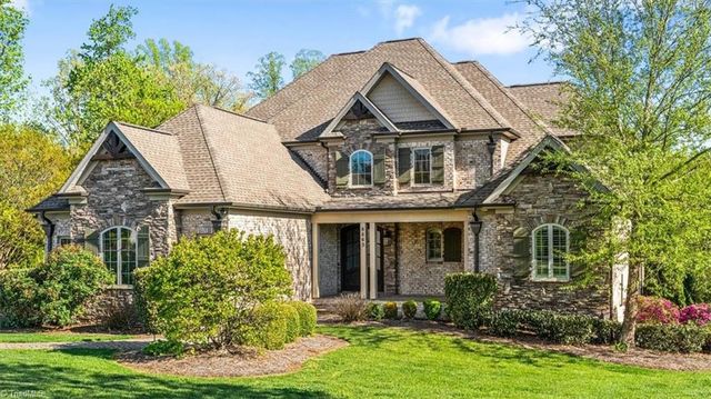 8863 Cravenwood Drive, Oak Ridge, NC 27310