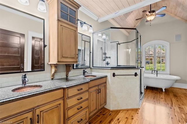 8863 Cravenwood Drive, Oak Ridge, NC 27310