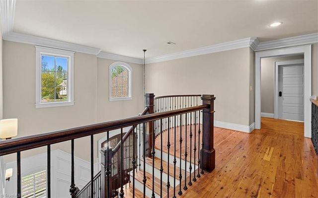 8863 Cravenwood Drive, Oak Ridge, NC 27310