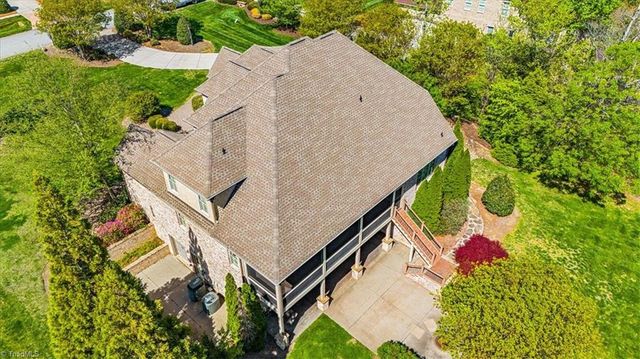 8863 Cravenwood Drive, Oak Ridge, NC 27310
