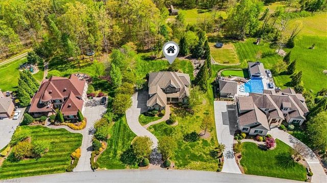 8863 Cravenwood Drive, Oak Ridge, NC 27310