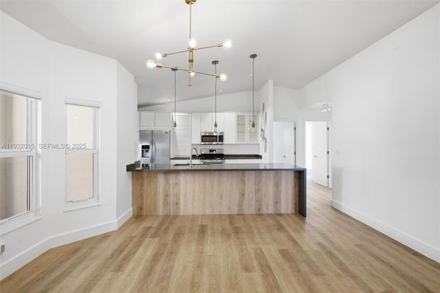 10246 NW 57th Ter 0, Doral, FL 33178