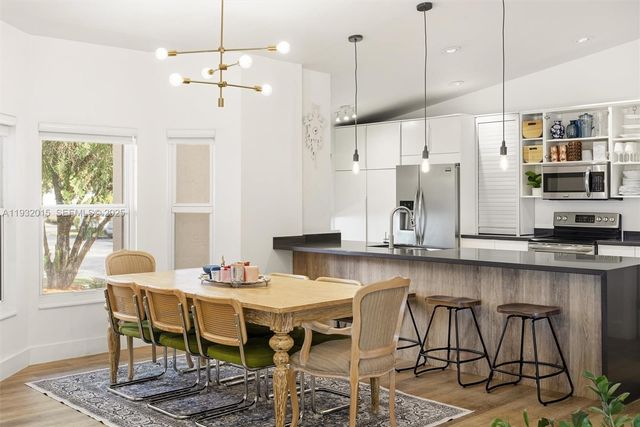 10246 NW 57th Ter 0, Doral, FL 33178