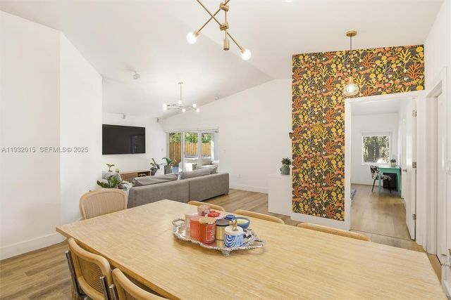 10246 NW 57th Ter 0, Doral, FL 33178