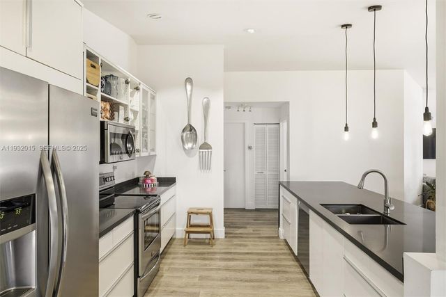 10246 NW 57th Ter 0, Doral, FL 33178