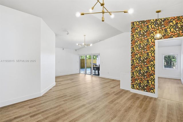 10246 NW 57th Ter 0, Doral, FL 33178