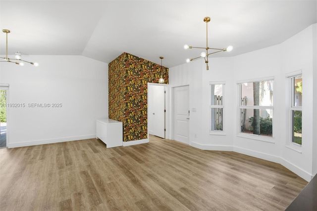 10246 NW 57th Ter 0, Doral, FL 33178