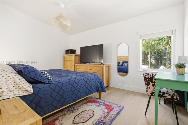 10246 NW 57th Ter 0, Doral, FL 33178