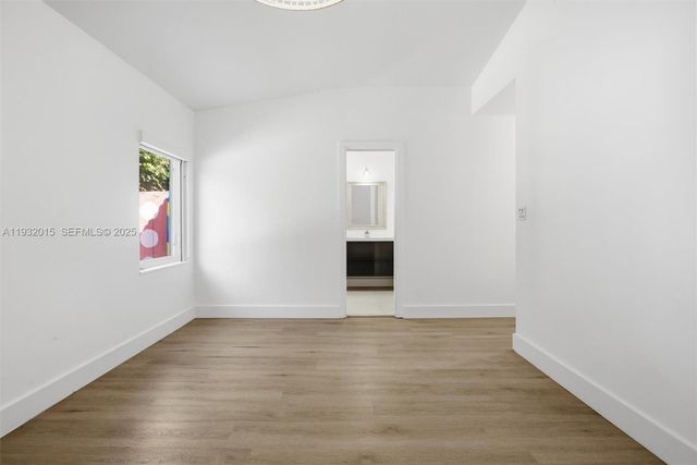 10246 NW 57th Ter 0, Doral, FL 33178