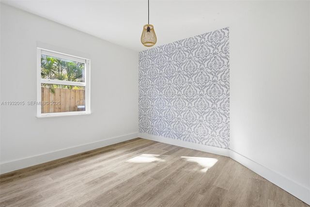 10246 NW 57th Ter 0, Doral, FL 33178