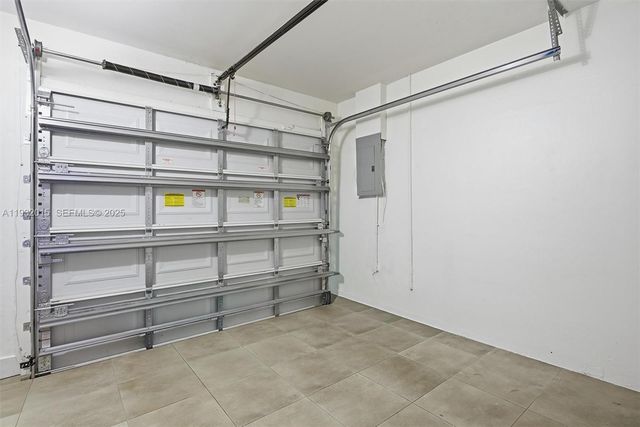 10246 NW 57th Ter 0, Doral, FL 33178