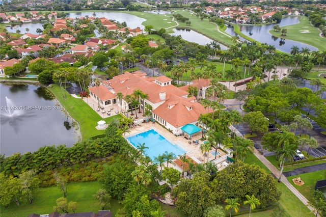 10246 NW 57th Ter 0, Doral, FL 33178