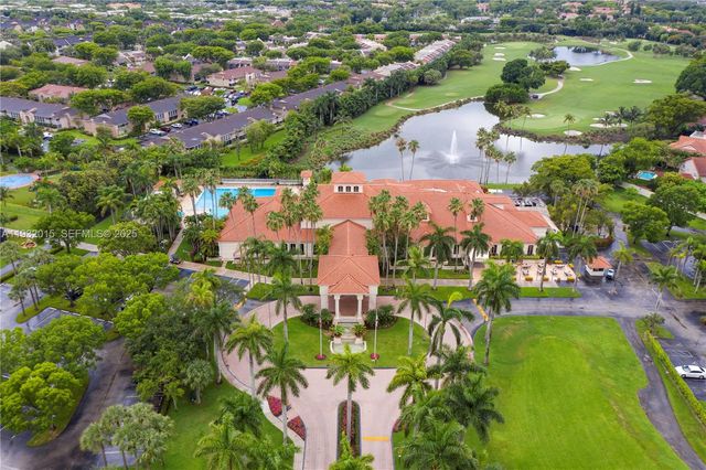 10246 NW 57th Ter 0, Doral, FL 33178