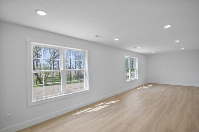 2346 W 112th Street, Grant, MI 49327