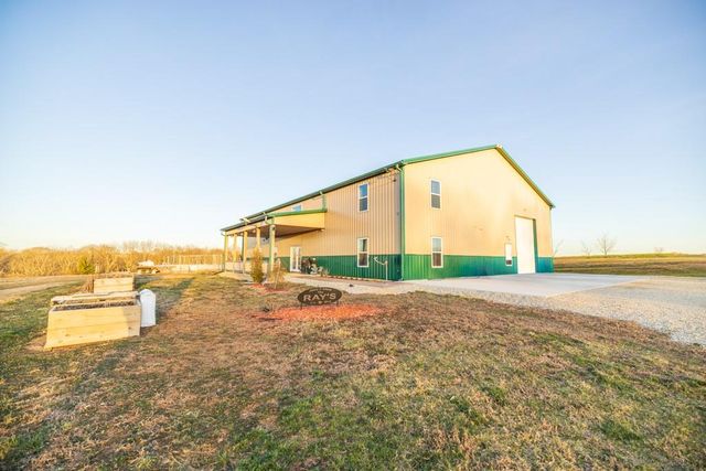 11426 110th Street, Oskaloosa, KS 66066