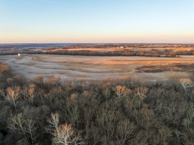 11426 110th Street, Oskaloosa, KS 66066