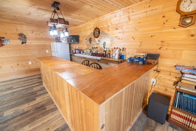 11426 110th Street, Oskaloosa, KS 66066