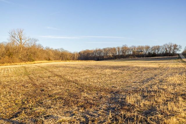 11426 110th Street, Oskaloosa, KS 66066