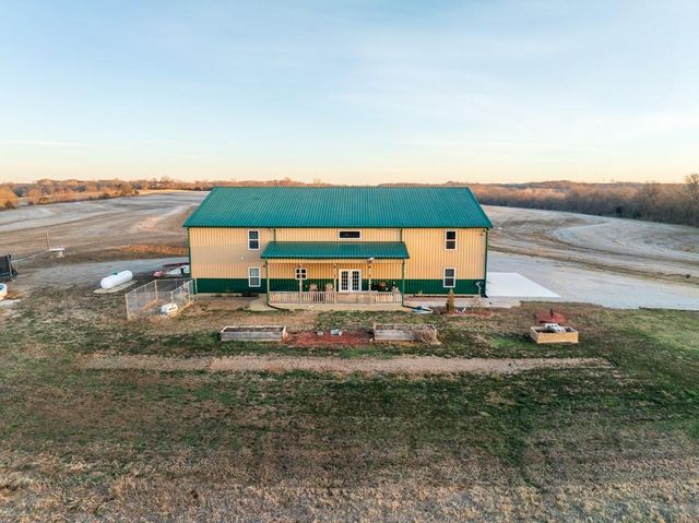 11426 110th Street, Oskaloosa, KS 66066