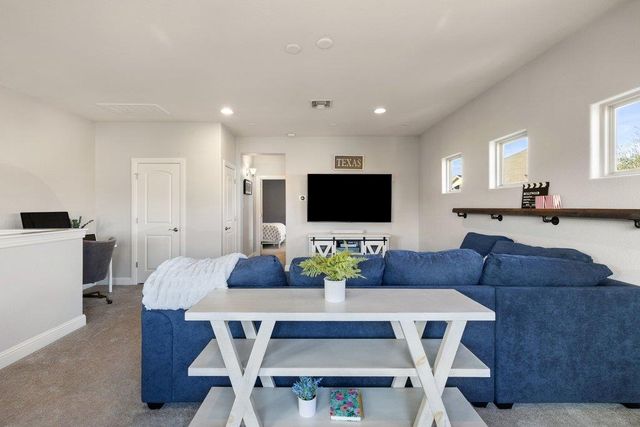 207 San Siro CV, Austin, TX 78738