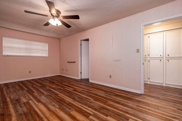 907 Tanglewood Drive, Hope, AR 71801