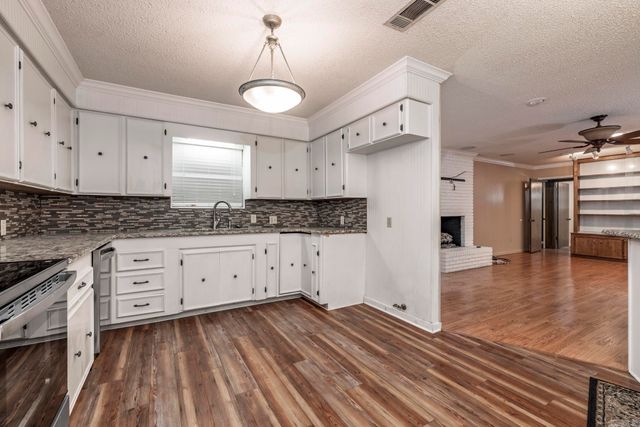 907 Tanglewood Drive, Hope, AR 71801